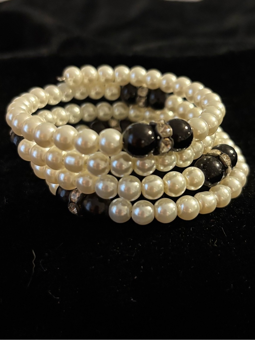 Pearl one-piece stack bracelet